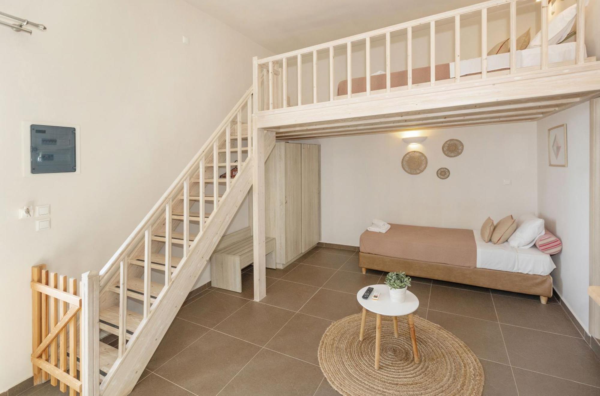 Oinoni's - Xanthipi Apartment Souvala
